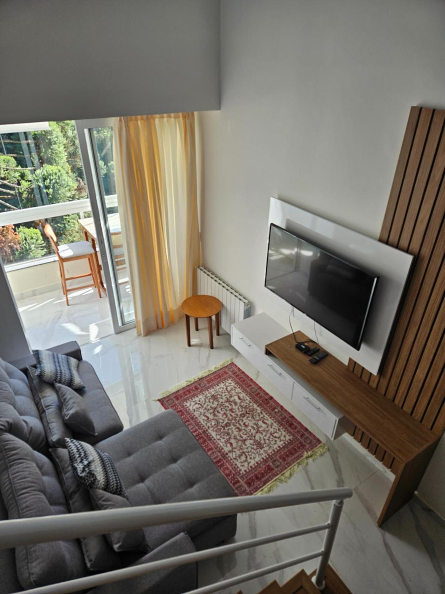 Apartamento Gaudi Loft Design Campos do Jordão